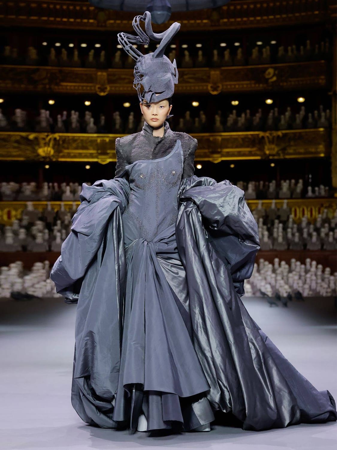 Christian Dior Fall 2023 Couture Fashion Show Review