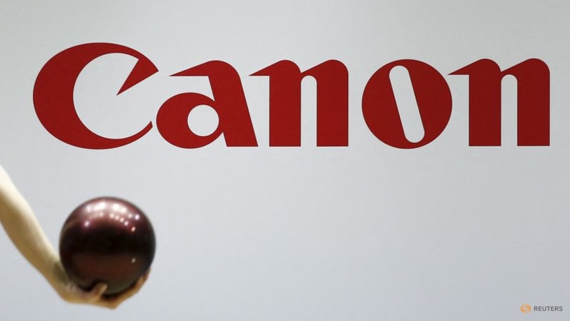 Japan's Canon eyes shutting China camera factory Japan's Canon eyes shutting China camera factory