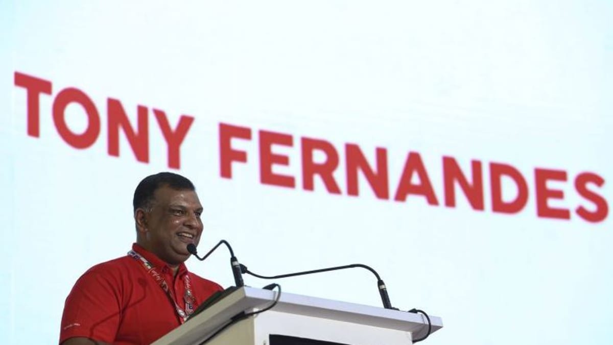 Tony Fernandes credits AirAsia’s success to Najib TODAY