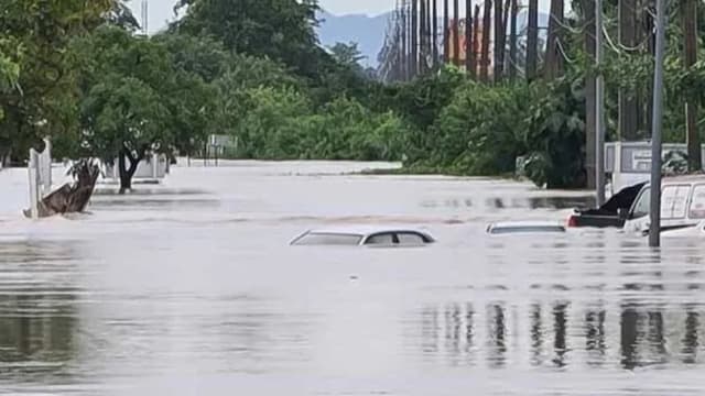 泰国北部一雨成灾  衔接首都高速公路被淹