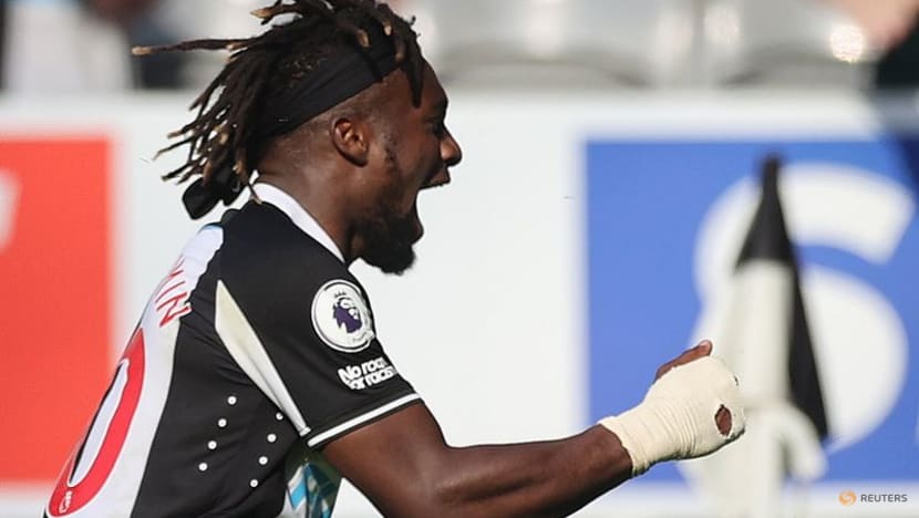 Football: Saints earn point with late penalty in 2-2 draw at Newcastle Football: Saints earn point with late penalty in 2-2 draw at Newcastle