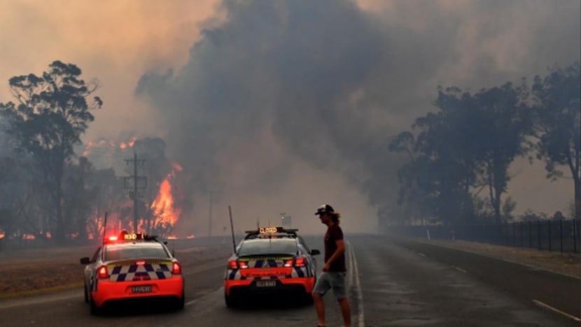 Dua anggota bomba sukarela Australia terkorban ketika operasi padam api