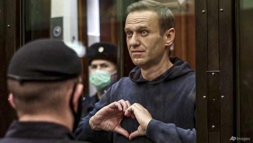 Supporters of Russian opposition leader Navalny hold demonstrations to mark his 47th birthday Supporters of Russian opposition leader Navalny hold demonstrations to mark his 47th birthday