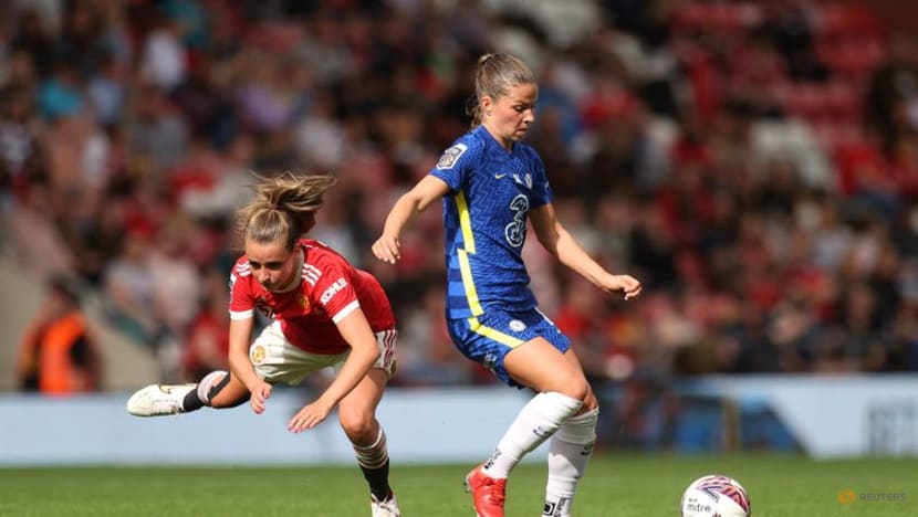 Football: Kerr at the double as Chelsea rout United, Arsenal go top of WSL Football: Kerr at the double as Chelsea rout United, Arsenal go top of WSL
