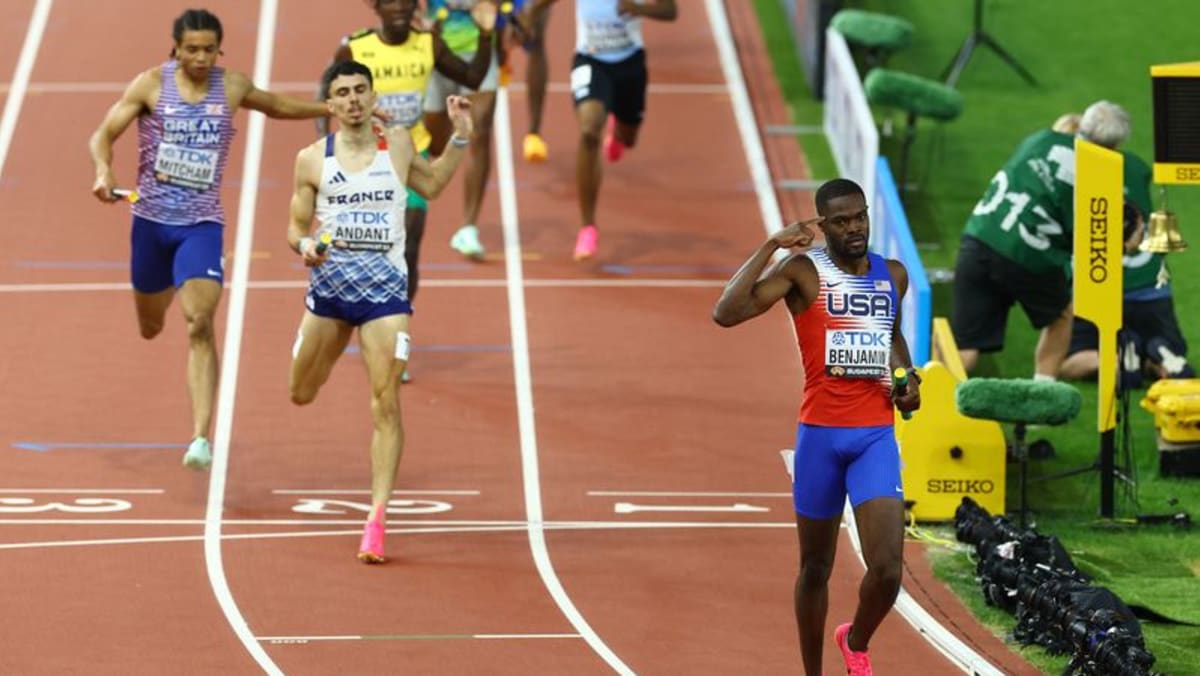 Briljante Paul pakt goud voor Nederlanders en Amerikanen op de 4 x 400 meter estafette heren