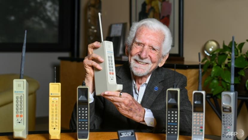Take your eyes off your mobile phone, says inventor, 50 years on Take your eyes off your mobile phone, says inventor, 50 years on