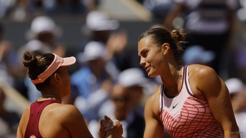 Sabalenka powers into French Open fourth round, Khachanov survives