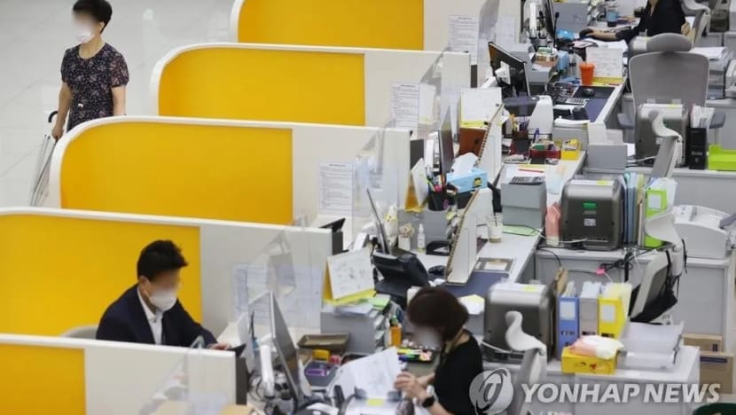 5 bank utama Korea Selatan tawar program persaraan sukarela kepada 2,400 pekerja