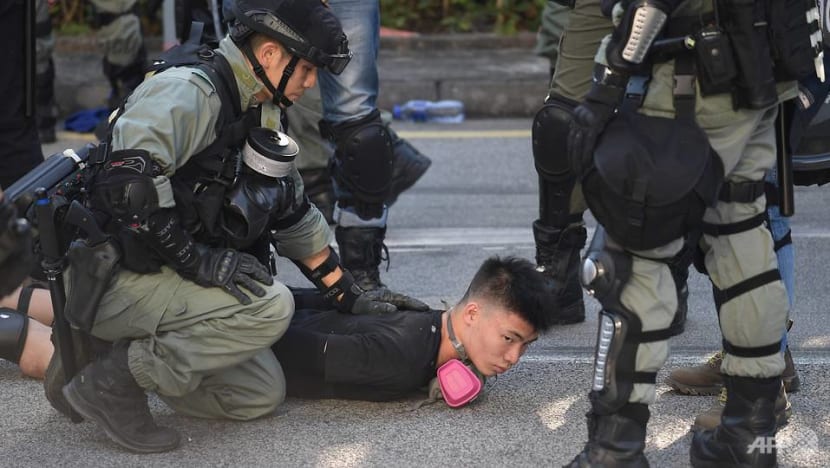 Hong Kong police fire tear gas to break up protesters in Tuen Mun Hong Kong police fire tear gas to break up protesters in Tuen Mun