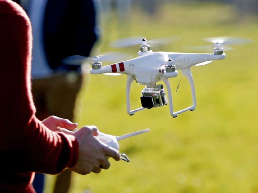 Unlike the US military, which flies drones as large as small passenger planes that need to take off and land on a runway, Islamic State is using simpler, commercially available drones such as the DJI Phantom, which can be purchased on Amazon, and then attaching small bombs to them before sending them to a target. PHOTO: REUTERS