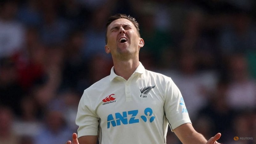 Russell, Boult among Big Bash's 'Platinum' dozen Russell, Boult among Big Bash's 'Platinum' dozen