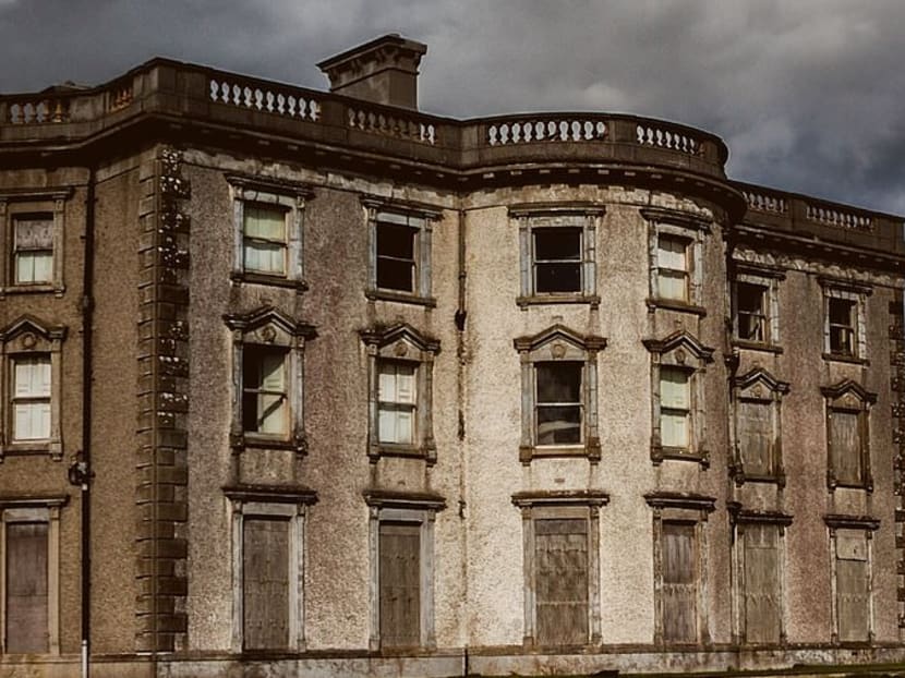5 haunted homes that have gone on sale, ghosts included