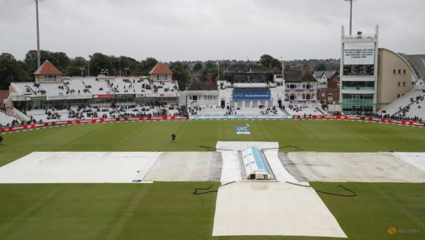 Cricket-Rain plays spoilsport, Nottingham test ends in dull draw Cricket-Rain plays spoilsport, Nottingham test ends in dull draw