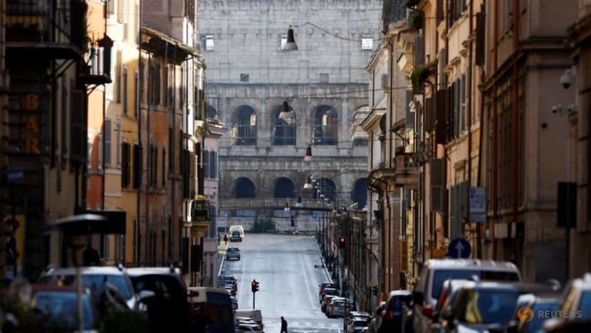 Italy reports 477 COVID-19 deaths on Friday, 16,146 new cases Italy reports 477 COVID-19 deaths on Friday, 16,146 new cases