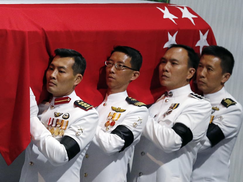 Pallbearers carrying the coffin at the state funeral of the late Mr Lee Kuan Yew held at the University Cultural Centre on March 29, 2015. Photo: AP