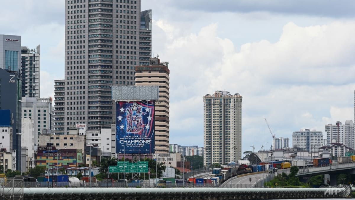 FAQ: What you need to know about the Singapore-Malaysia land VTL - CNA