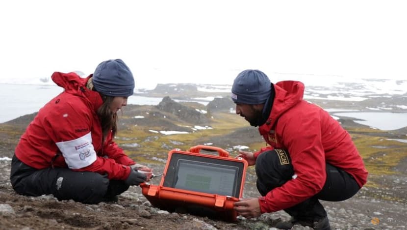 Bacteria with antibiotic resistant genes discovered in Antarctica, scientists say Bacteria with antibiotic resistant genes discovered in Antarctica, scientists say