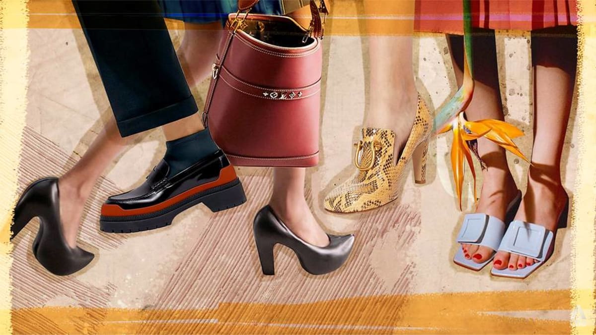 Pumps with wide toe box best sale