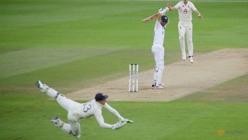 Cricket: England's Anderson reaches 599 wickets as Pakistan dig in Cricket: England's Anderson reaches 599 wickets as Pakistan dig in