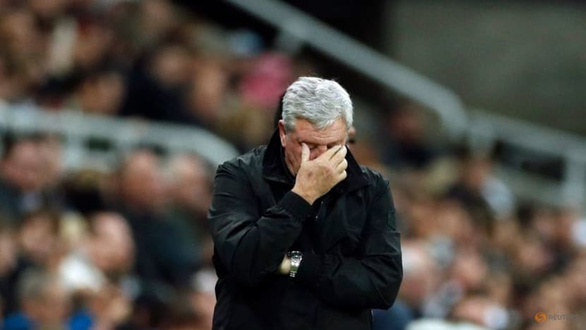 Criticism of Newcastle manager Bruce tough to take, says son Alex Criticism of Newcastle manager Bruce tough to take, says son Alex