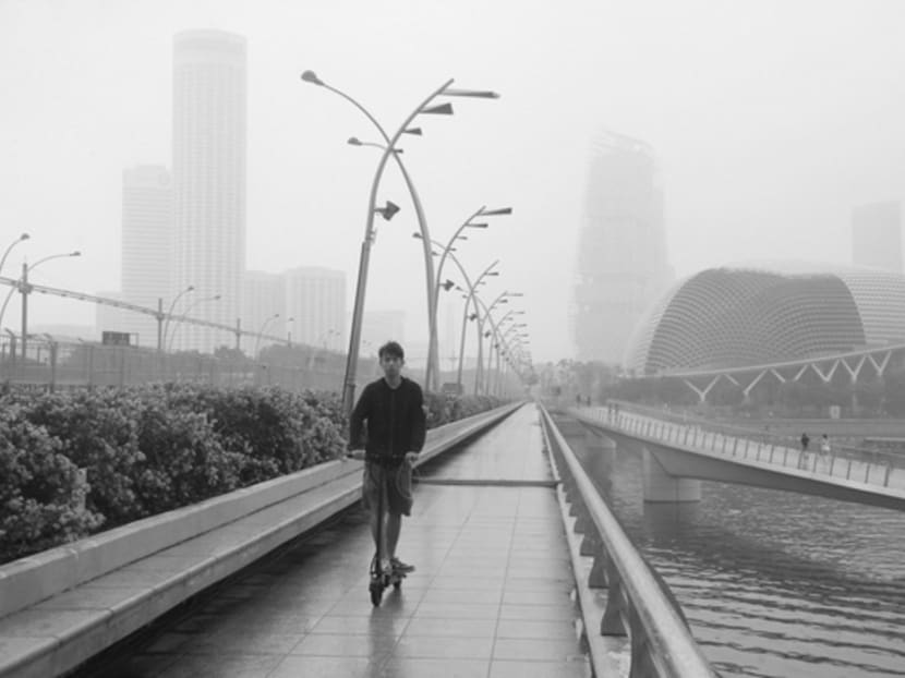 The haze as seen from Esplanade Bridge last week. Serious episodes of transboundary air pollution took place in 1994, 1997, 2006, 2010, 2013, and this year. TODAY File Photo