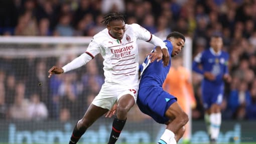 Chelsea thump AC Milan 3-0 to boost Champions League challenge