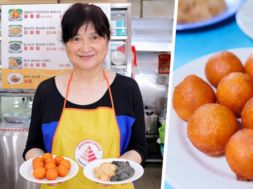 Ex-school ‘canteen auntie’ sells wonderfully crispy, gooey sweet potato balls at S$3 for 10 pieces 