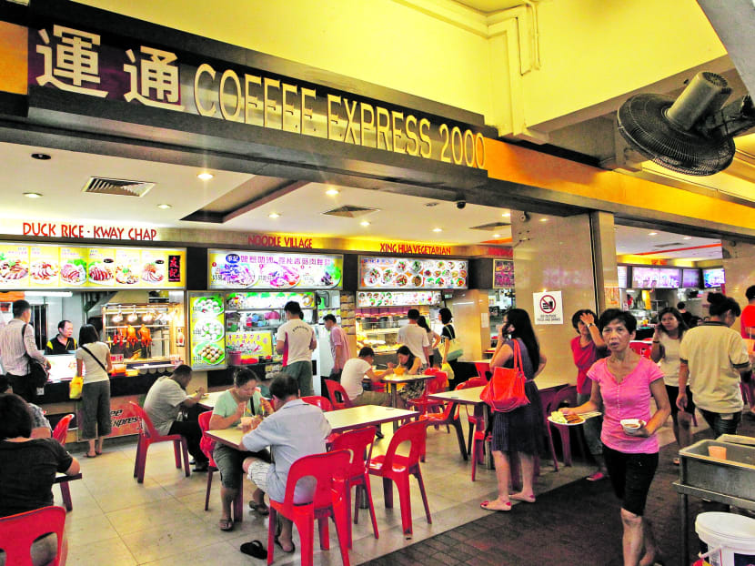 The coffeeshop at Hougang Avenue 4 that was reportedly sold for S$23.8 million in 2013. TODAY file photo