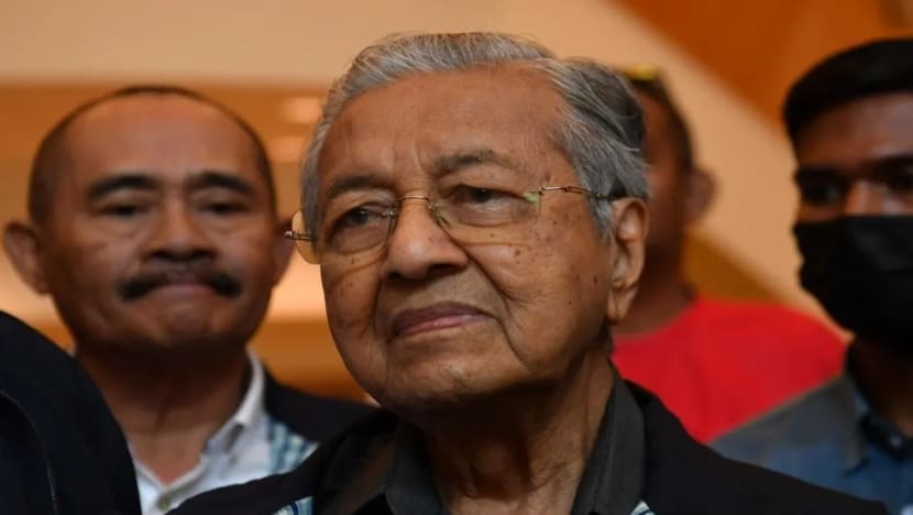 Adakan PRU15 waktu tenang bukan sewaktu bencana, kata Dr Mahathir