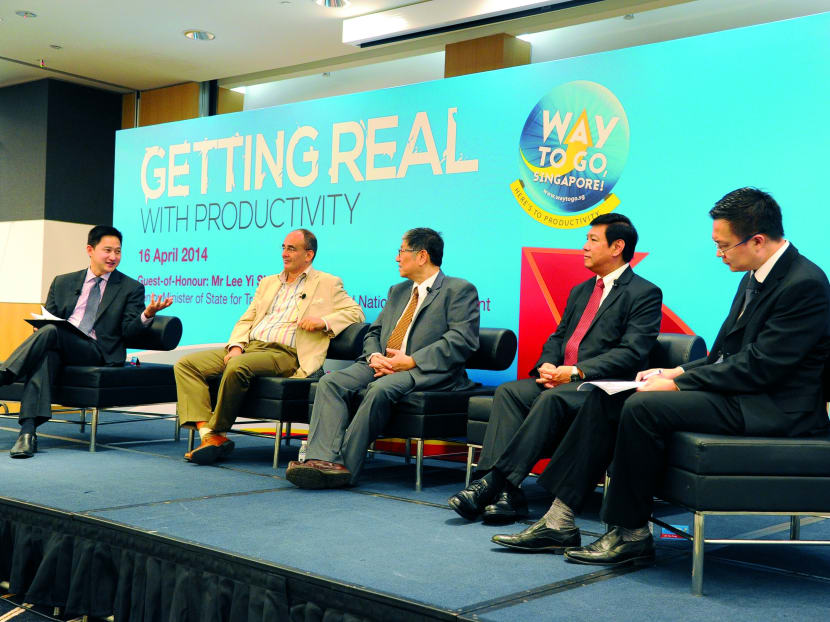From left: Mr Steven Chia, moderator at the event; Mr Robin Speculand, Founder and Chief Executive, Bridges Business Consultancy International; Dr Tan Guan Hong, Programme Director, Institute for Infocomm Research; Mr George Wong, Managing Director and Principal Consultant, Hoclink Systems & Services; Mr Lim Yun Fong, Associate Professor of Operations Management, Singapore Management University. Photo: NPCEC