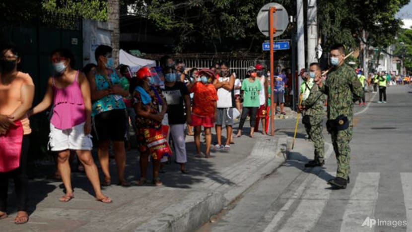 Philippine troops drive away armed rebels from public market Philippine troops drive away armed rebels from public market