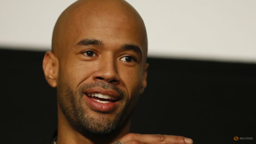 'Waves' musician Mr. Probz files $10 million suit against Sony over royalties 'Waves' musician Mr. Probz files $10 million suit against Sony over royalties
