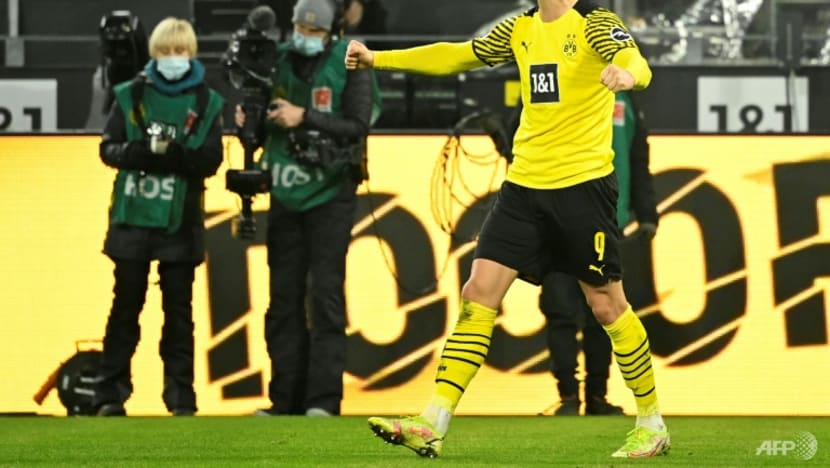 Haaland unhappy about pressure from Dortmund to reveal his plans