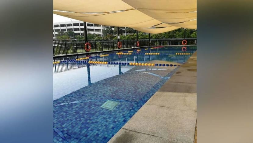 Chlorine powder discarded into sewer by swimming school in Jurong East Chlorine powder discarded into sewer by swimming school in Jurong East