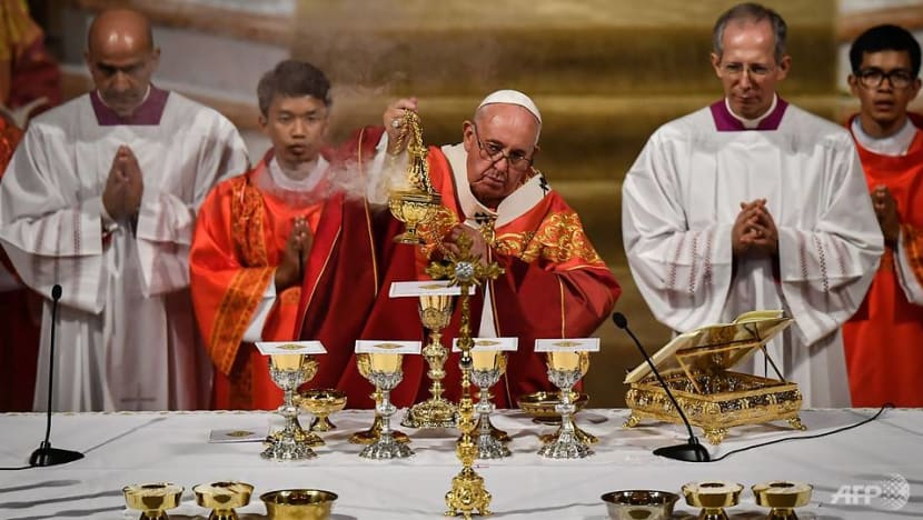 Pope cautions Thai youth against tech pitfalls Pope cautions Thai youth against tech pitfalls