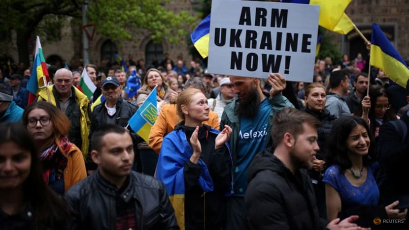 Bulgaria to consider Ukraine's request to repair heavy military machinery Bulgaria to consider Ukraine's request to repair heavy military machinery