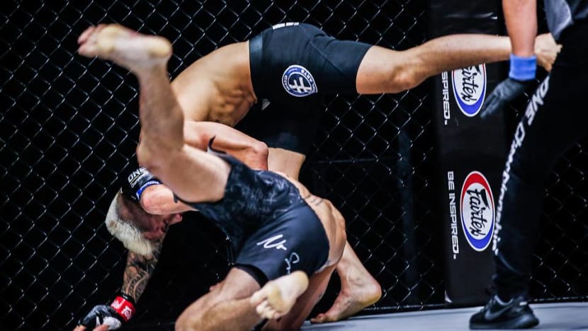 Cornerman who tested positive for COVID-19 was due to take part in ONE Championship event Cornerman who tested positive for COVID-19 was due to take part in ONE Championship event