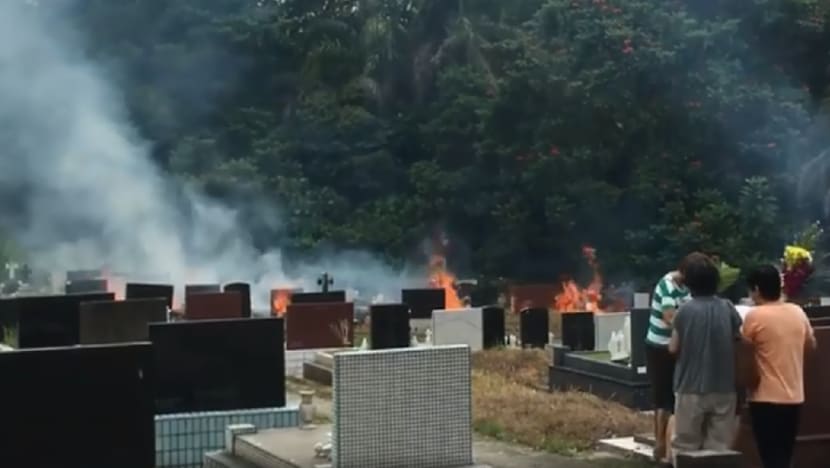 Fire breaks out at Choa Chu Kang Cemetery Fire breaks out at Choa Chu Kang Cemetery