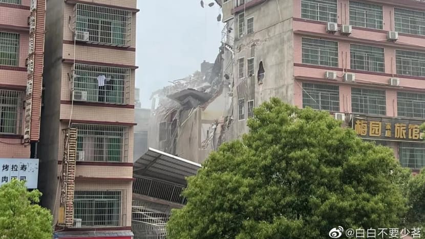 People trapped after building collapses in Chinese city of Changsha