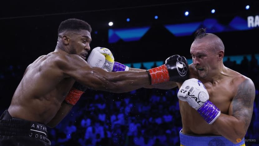 Usyk beats Joshua on split decision to retain heavyweight titles Usyk beats Joshua on split decision to retain heavyweight titles