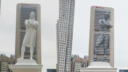 What Is The ‘Disappearing’ Raffles Statue All About And Who Is Behind It?