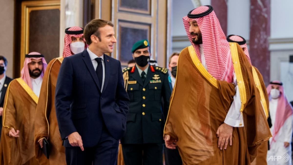 Macron di Saudi akan bicarakan stabilitas regional dengan putra mahkota