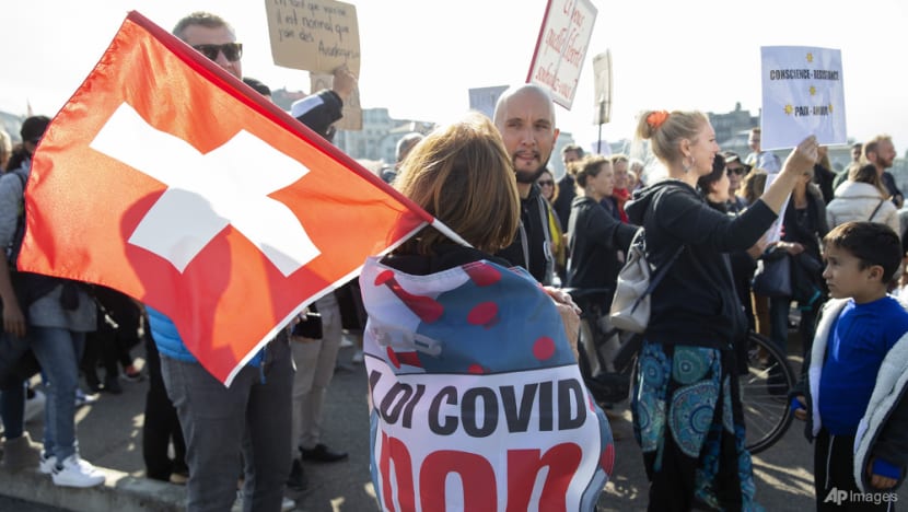 Cases soar but Swiss eschew lockdown as COVID-19 law vote looms Cases soar but Swiss eschew lockdown as COVID-19 law vote looms