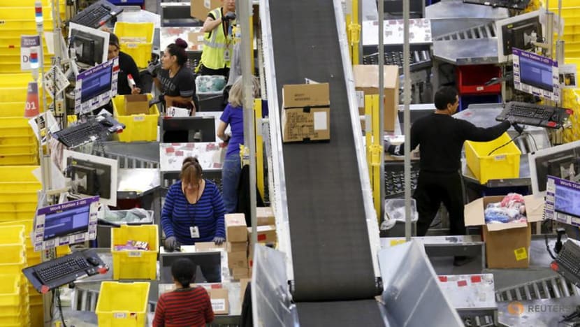 Commentary: Job insecurity and lower wages plague the American worker Commentary: Job insecurity and lower wages plague the American worker
