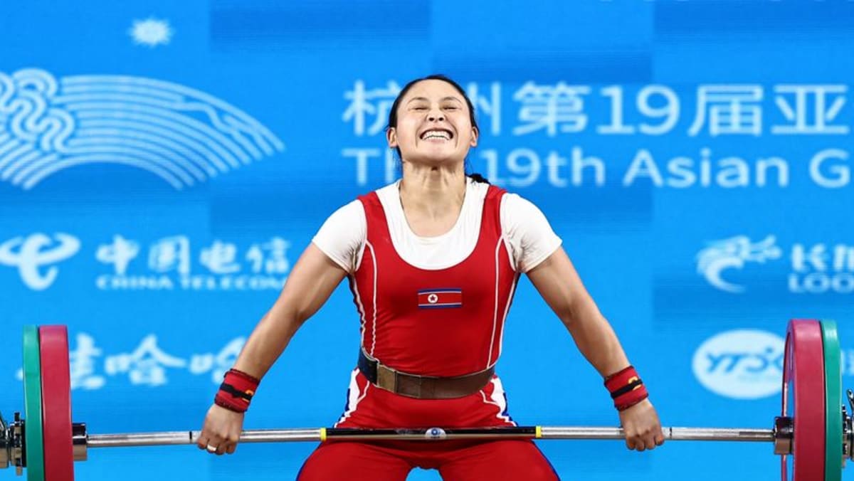 Games-China's Xie wins 100m, North Korea set weightlifting records