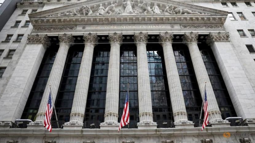 Nasdaq ends at record high as Big Tech roars back Nasdaq ends at record high as Big Tech roars back
