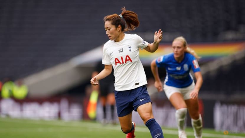 Football: Tottenham scrape past Birmingham in WSL opener, Man City rout Everton Football: Tottenham scrape past Birmingham in WSL opener, Man City rout Everton