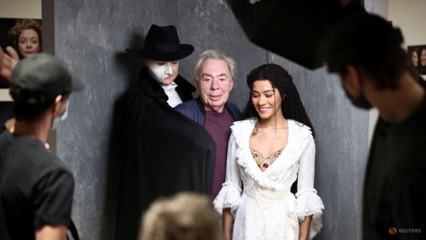 Photographer Rankin captures London theatre's post-pandemic revival Photographer Rankin captures London theatre's post-pandemic revival