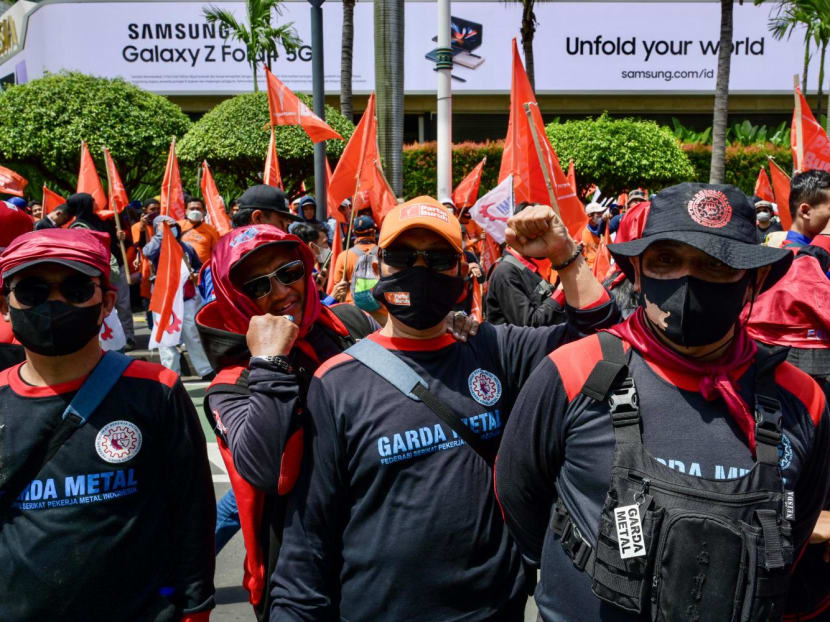 Hundreds of workers, supporters of the newly-borned Labor Party, take part in a rally in Jakarta on December 15, 2022, rejecting a recently passed criminal code by parliament. Hundreds of workers, supporters of the newly-borned Labor Party, take part in a rally in Jakarta on December 15, 2022, rejecting a recently passed criminal code by parliament.