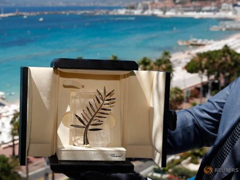 Film fans, holidaymakers mingle for COVID-conscious Cannes comeback Film fans, holidaymakers mingle for COVID-conscious Cannes comeback
